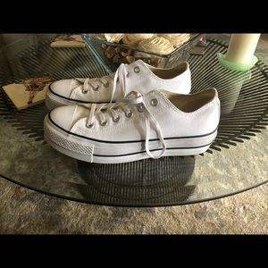 Converse Thick Sole Tennies